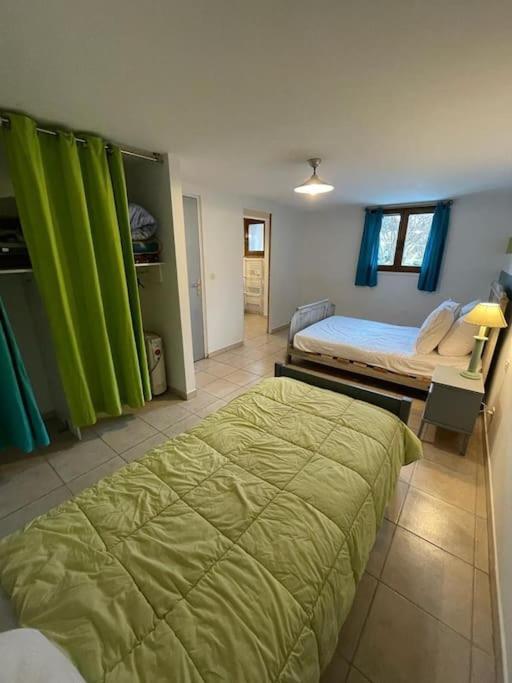 Appartement Paisible Pres Des Pistes De Ski 4 Pers Fontrabiouse Eksteriør bilde